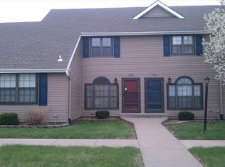 145 Stonebridge Ln, Smithville, MO 64089