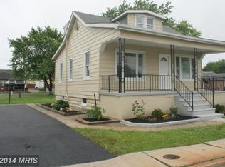3 Robinson Ave, Dundalk, MD 21222