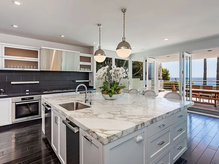 27420 Pacific Coast Hwy — Photo 12