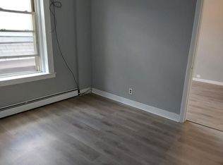 514 E Jersey St #3, Elizabethport, NJ 07206