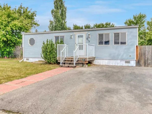 812 N Brentwood Cres, Strathmore, AB T1P 1E4