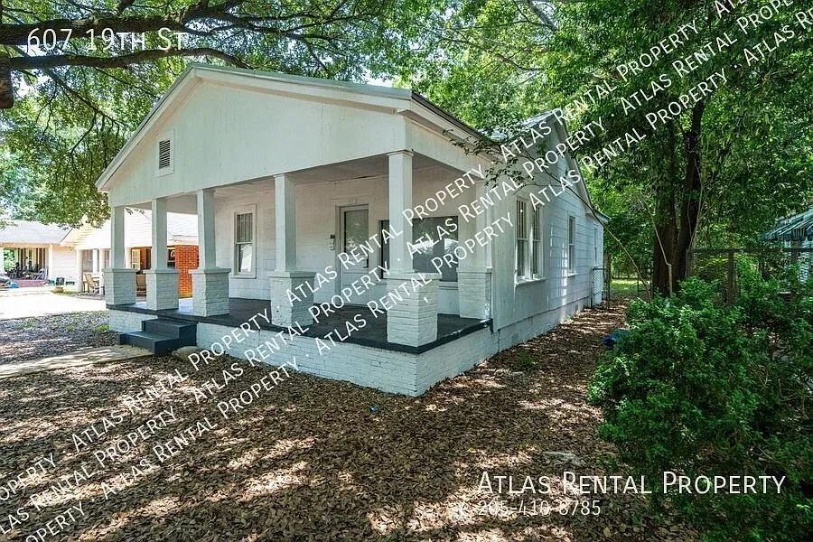 Your Next Home Awaits in This Charming Tuscaloosa 3BR! — Photo 3