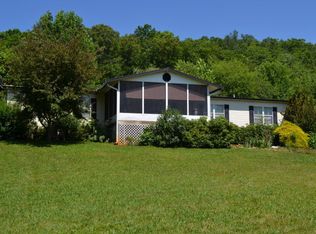 240 Wendover Dr, Franklin, NC 28734
