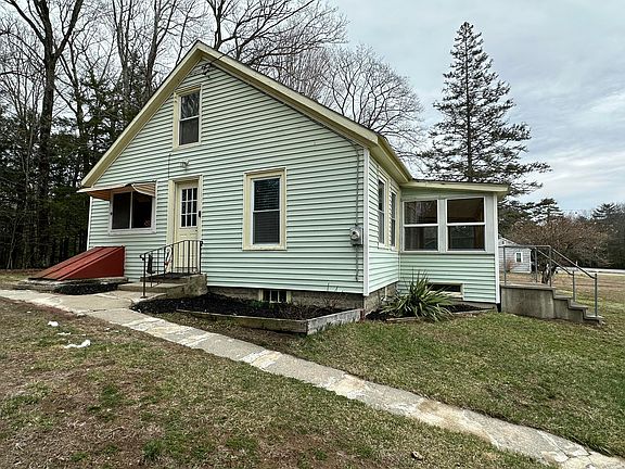 2nd image of 60 Mechanic Falls Road