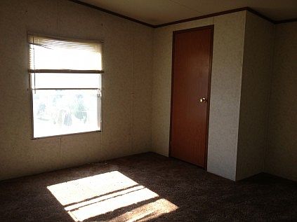 3rd image of 157 Forest View Dr