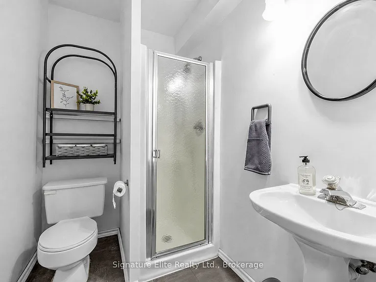 44 Westbourne Ave — Photo 25