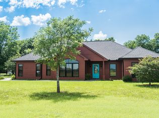 701 N Sulphur St, Dodd City, TX 75438