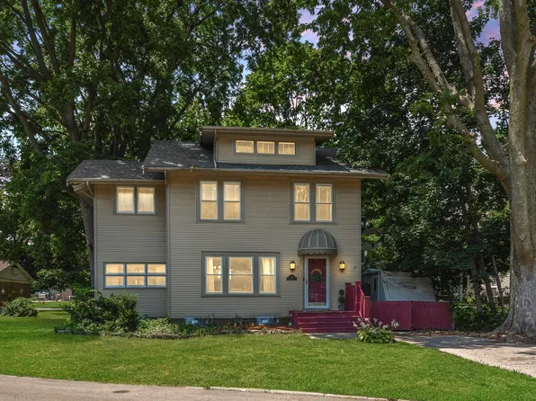 22 Payne Pl, Normal, IL 61761