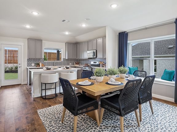 7th image of this home