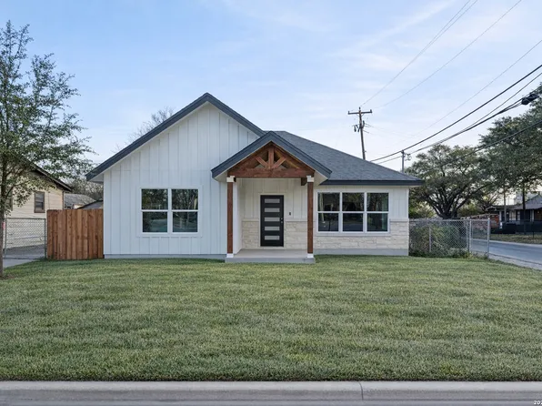 1742 Basse, San Antonio, TX 78213