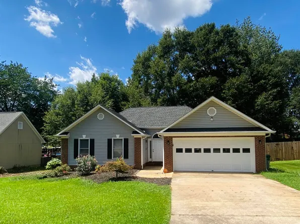 113 Riverrun Dr, Spartanburg, SC 29303