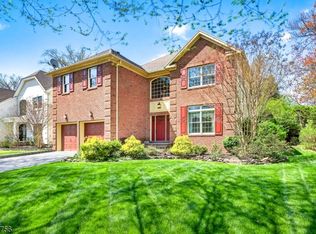 746 Clarence St, Westfield Town, NJ 07090