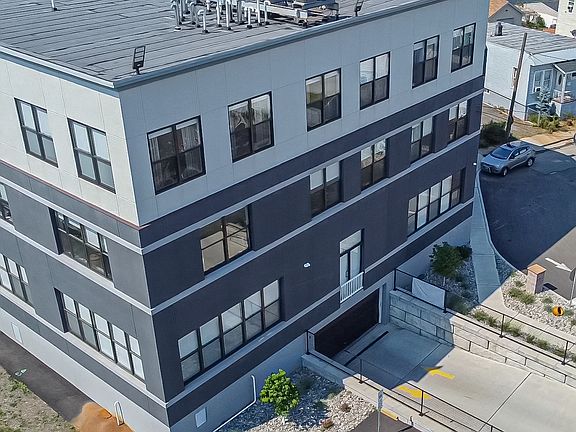 5th image of 300 Hoyt St APT 312