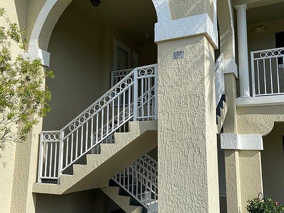 2nd image of 404 Bouchelle Dr APT 201