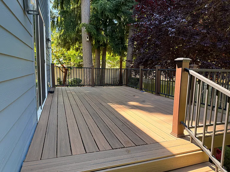 Vancouver Dr NE — Photo 25