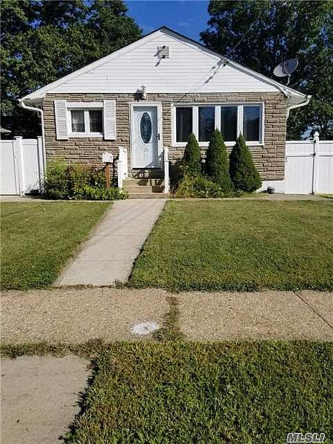 1st image of 25 Whitson St