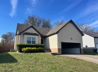 1350 Whitt Ln, Clarksville, TN 37042