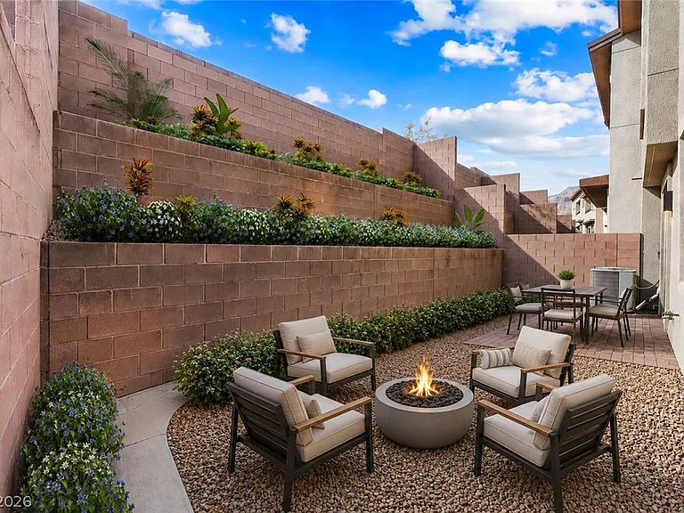633 Infinity Ridge St — Photo 3
