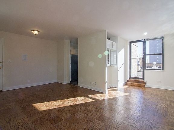 5th image of 400 E 71st St APT 16U