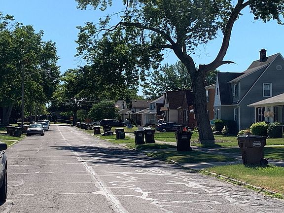 4th image of 7804 Ivandale Dr