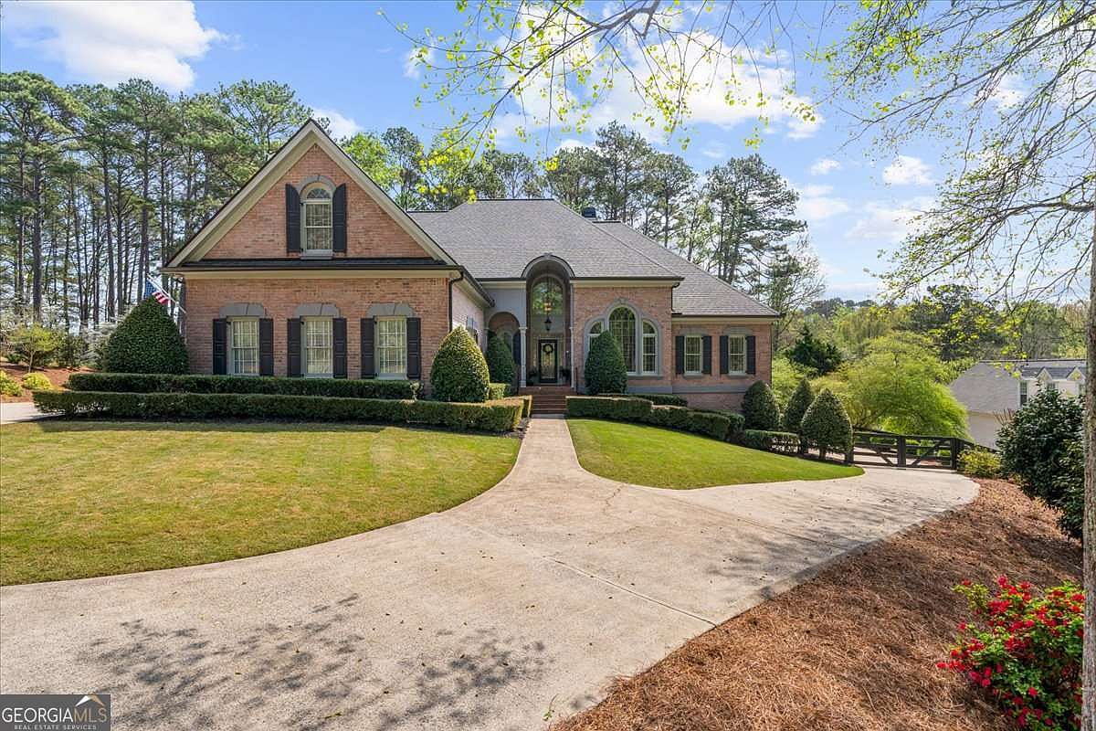 1800 Highgrove Club Dr
