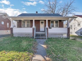 8950 Argyle Ave, Saint Louis, MO 63114