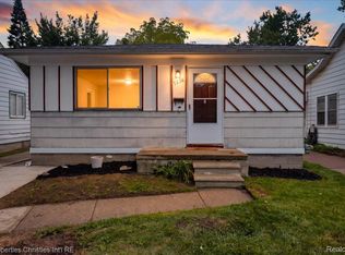 7236 Meadow Ave, Warren, MI 48091