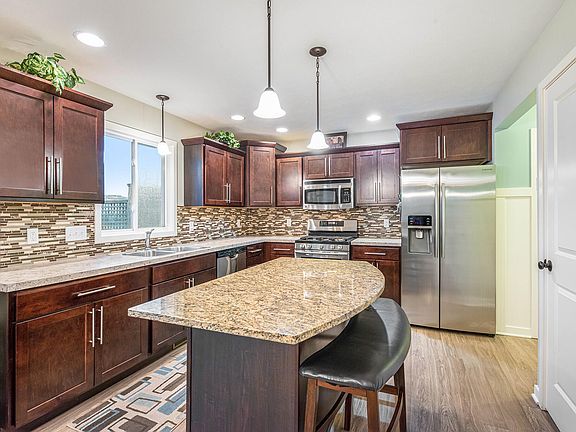 5th image of 4315 Russell Way Dr