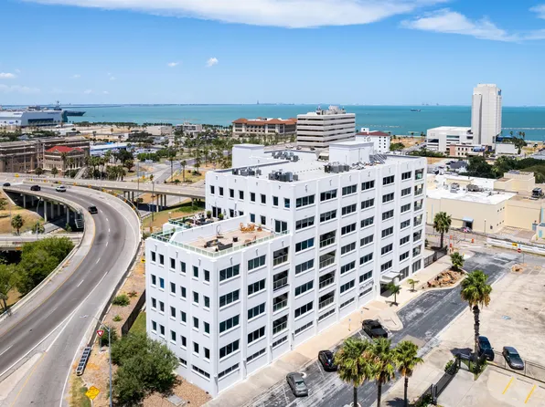 901 N Upper Broadway #1, Corpus Christi, TX 78401