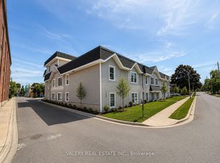 1123 Queenston Rd #209, Cambridge, ON N3H 3L1