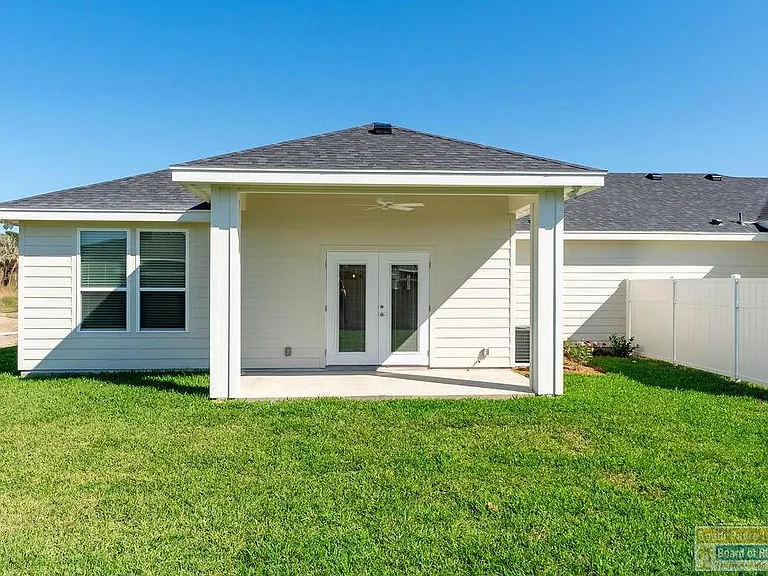 18 N Bay Hill Dr — Photo 30