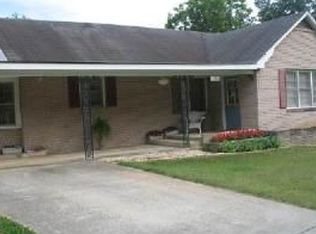 1266 E Tugalo St, Toccoa, GA 30577