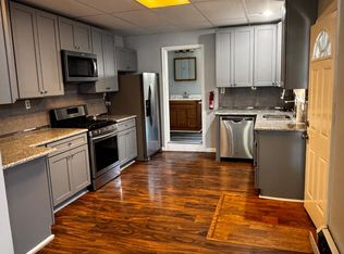 63 Center St, Kingston, PA 18704