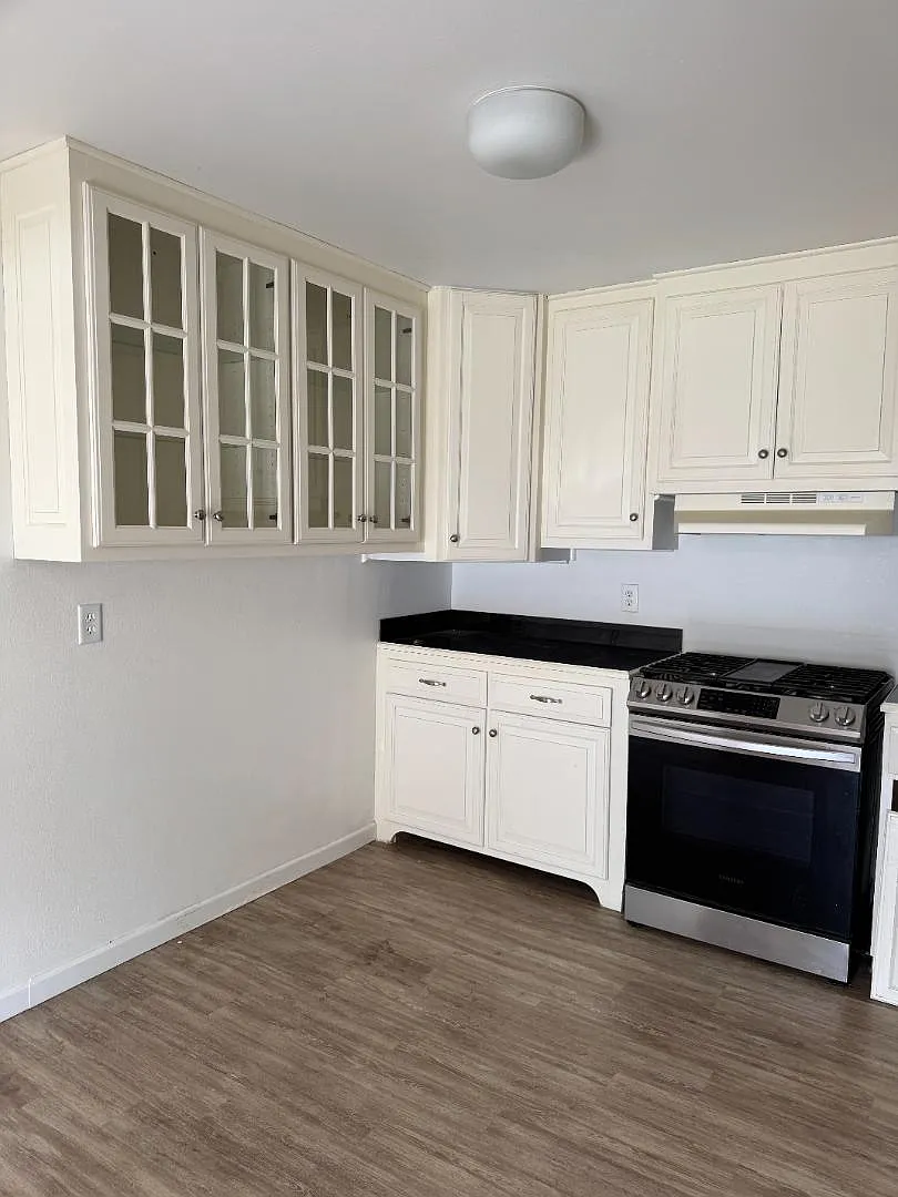 3100 86th St - 3 — Photo 2