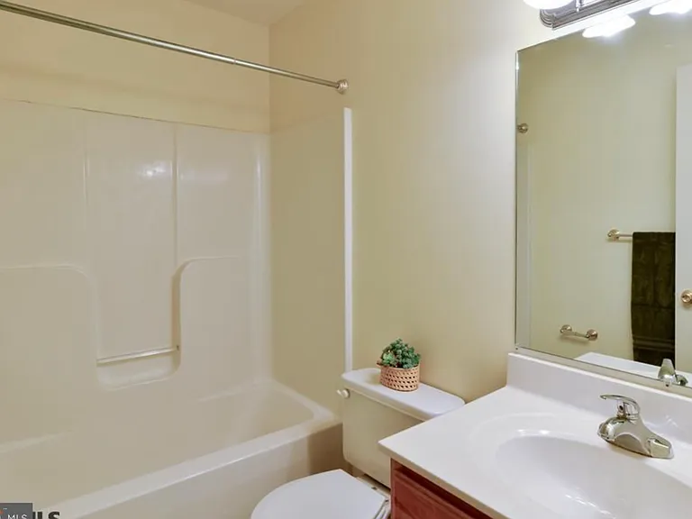112 Jules Dr — Photo 11