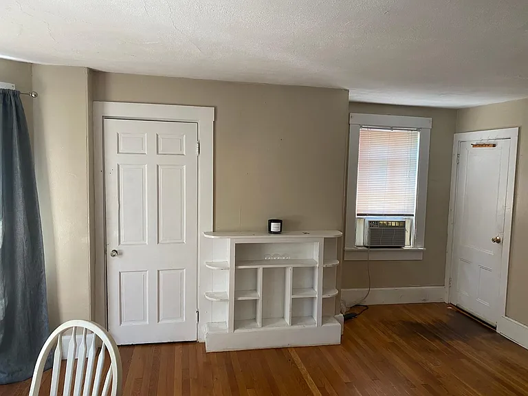 152 Kelton St — Photo 3