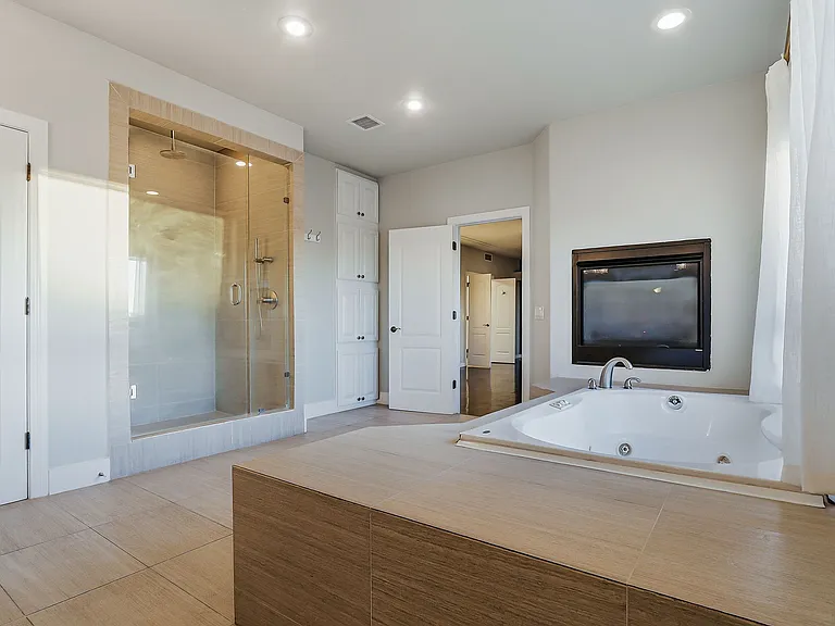 1297 Cypress Ridge Dr — Photo 22