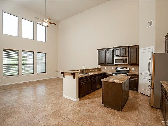 5th image of 4008 Revilla St