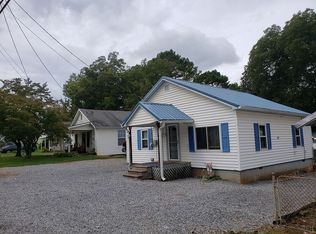 224 Russell Rd, Rockford, TN 37853