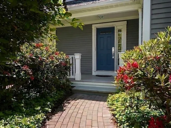 17 Highcroft Way Unit 17, Hopkinton, MA 01748