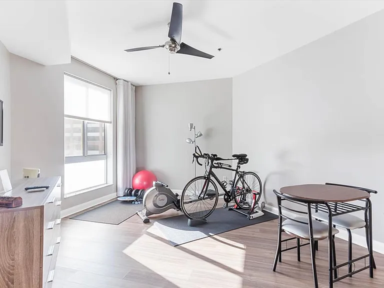 196 S Grant Ave #307 — Photo 18