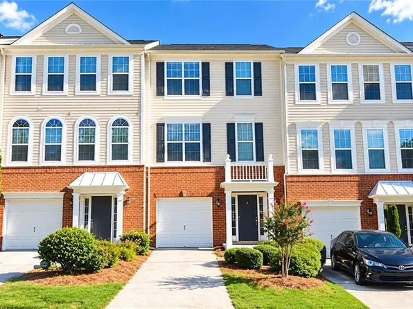 1108 Thornborough Dr, Alpharetta, GA 30004