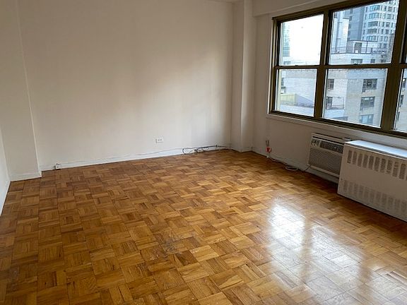 5th image of 350 E 52nd St APT 14c