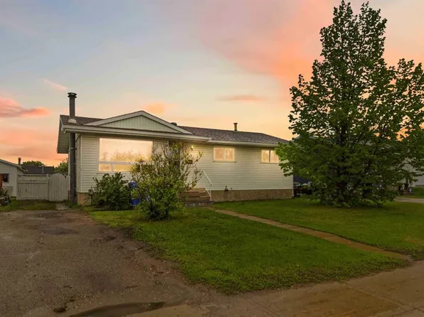 481 S Signal Rd, Wood Buffalo, AB T9H 3W6