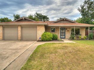 1607 NW 80th St, Lawton, OK 73505