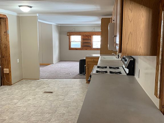 Kitchen, living room