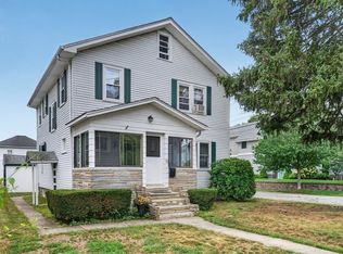 19 Wilson Rd, Stoneham, MA 02180