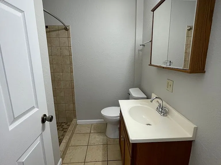 415 W Clem-EBERT — Photo 7