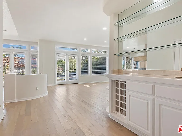 3767 Paseo Primario — Photo 10