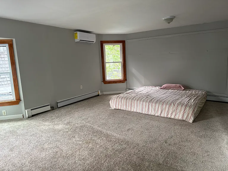 395 Plymouth St — Photo 5